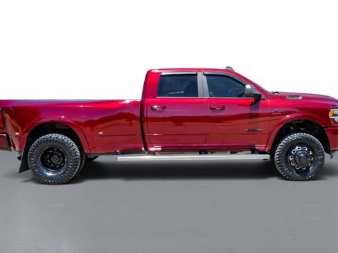 Used 2022 RAM 3500 Laramie AWD/4WD image 5