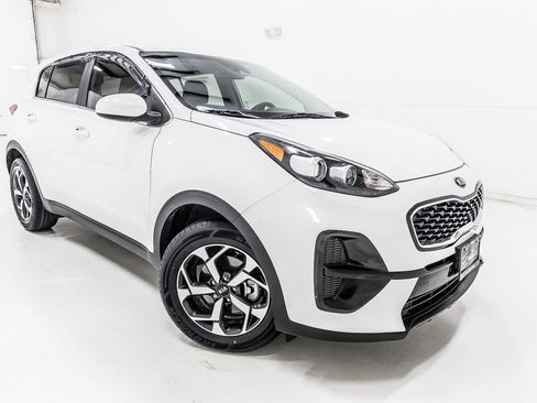 Used 2022 Kia Sportage LX FWD image 9