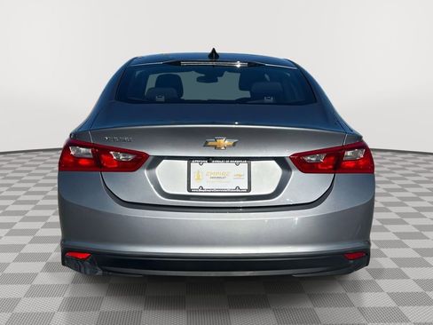 Used 2023 Chevrolet Malibu LS image 4