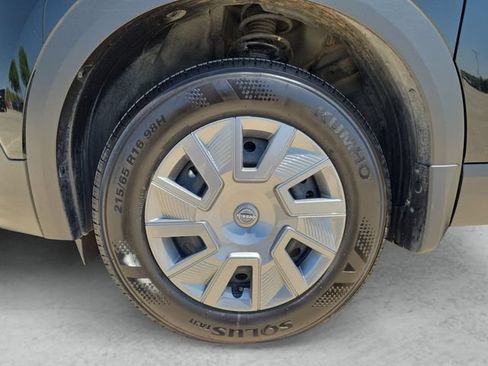 Used 2026 Nissan Kicks S FWD image 23