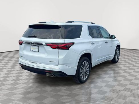 Used 2023 Chevrolet Traverse Premier AWD/4WD image 4
