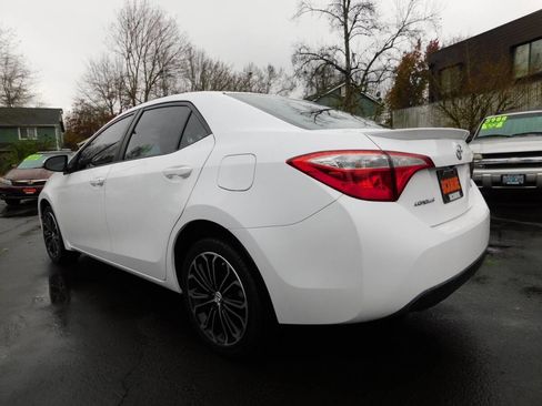Used 2015 Toyota Corolla S image 3