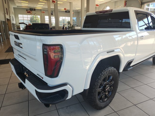 Used 2024 GMC Sierra 2500 AT4 w/ AT4 Premium Plus Package AWD/4WD image 14