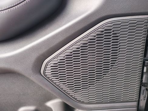 New 2026 Jeep Grand Cherokee Altitude image 27