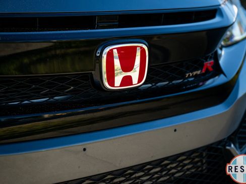 Used 2019 Honda Civic Type R image 39
