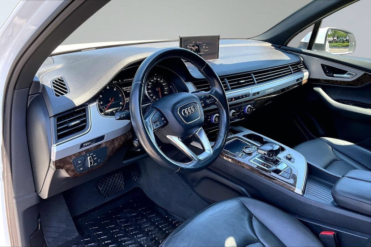 Used 2018 Audi Q7 2.0T Premium AWD/4WD image 11