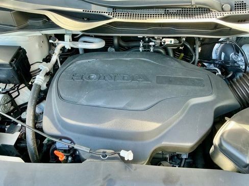 Certified 2022 Honda Odyssey Touring image 7
