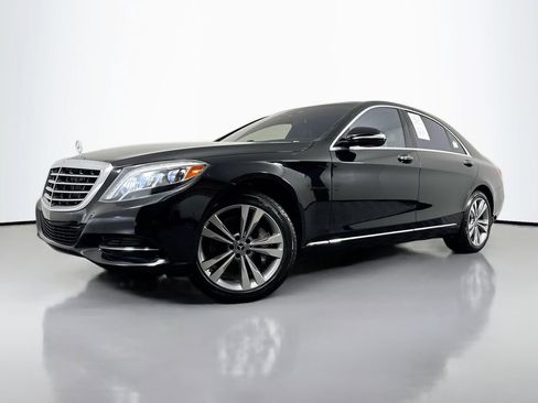 Used 2017 Mercedes-Benz S 550 4MATIC Sedan image 1