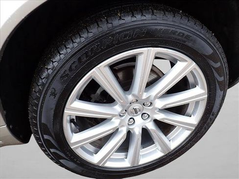 Used 2016 Volvo XC90 T6 Inscription w/ Vision Package AWD/4WD image 7