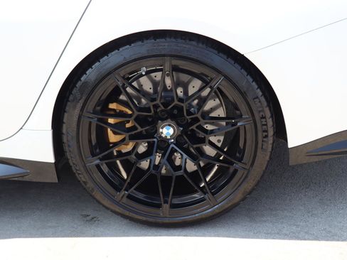 Used 2024 BMW M3 Competition image 9