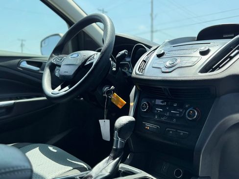 Used 2017 Ford Escape SE FWD image 26