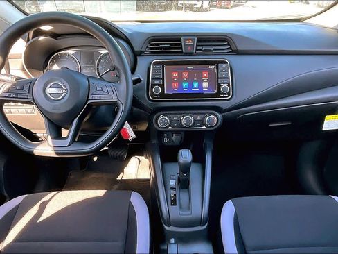 New 2025 Nissan Versa S image 5