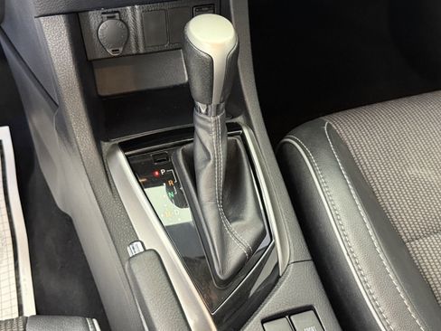 Used 2014 Toyota Corolla S image 21