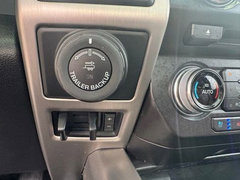 Used 2018 Ford F150 Platinum w/ Technology Package image 17