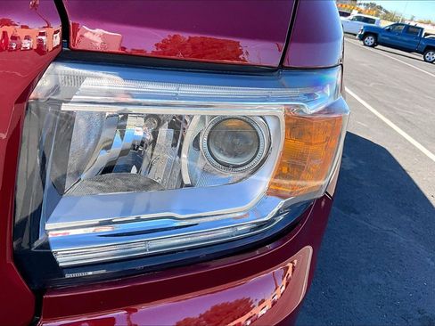 Used 2019 GMC Canyon SLE w/ Driver Alert Package image 8