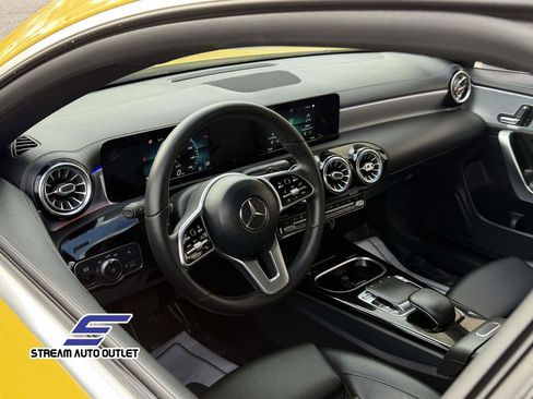 Used 2020 Mercedes-Benz CLA 250 image 29