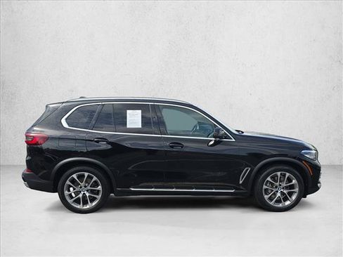 Used 2023 BMW X5 xDrive40i AWD/4WD image 4