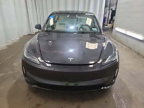 Used 2024 Tesla Model 3 Performance AWD/4WD image 2