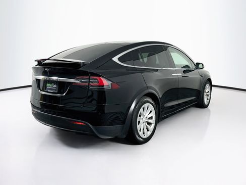 Used 2018 Tesla Model X 75D AWD/4WD image 9