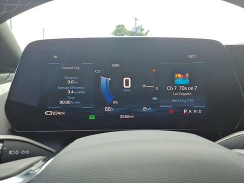 Used 2026 Chevrolet Equinox EV LT w/ Comfort Package AWD/4WD image 30