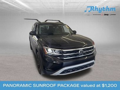 Used 2023 Volkswagen Atlas SE w/ Panoramic Sunroof Package
