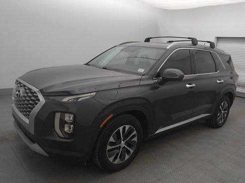 Used 2020 Hyundai Palisade SEL FWD image 2