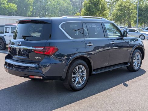 Used 2024 INFINITI QX80 Luxe AWD/4WD image 3