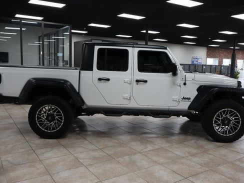 Used 2020 Jeep Gladiator Sport w/ Quick Order Package 24S AWD/4WD image 6