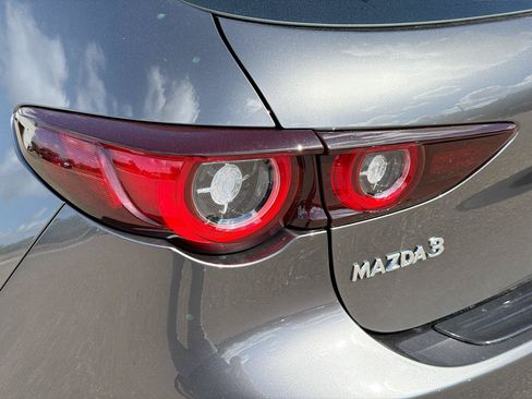 New 2026 MAZDA MAZDA3 2.5 S Hatchback w/ Premium Pkg FWD image 13
