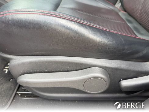 Used 2017 Nissan Juke SL image 23