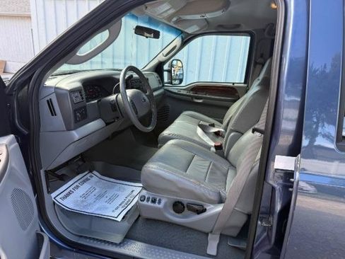Used 2004 Ford F350 XLT AWD/4WD image 21