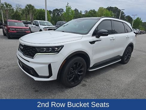 Used 2023 Kia Sorento SX image 3