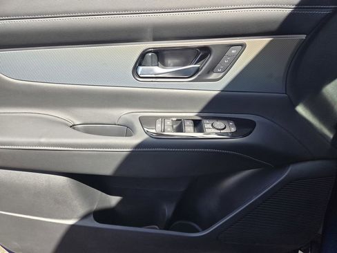 New 2026 Nissan Murano Platinum AWD/4WD image 12