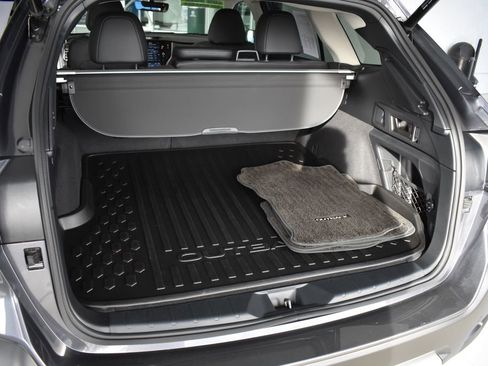 Used 2025 Subaru Outback Limited XT image 29