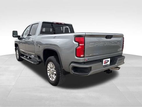 Certified 2025 Chevrolet Silverado 2500 High Country image 5