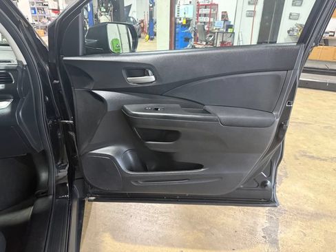 Used 2016 Honda CR-V SE image 30