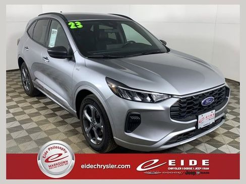 Used 2023 Ford Escape ST-Line w/ Tech Pack #1 image 1