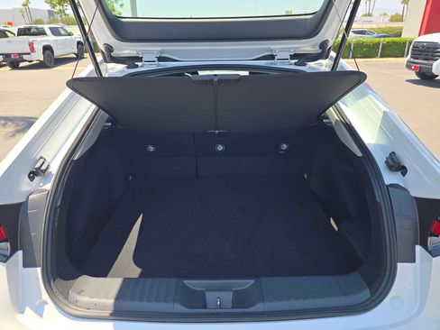 Certified 2026 Toyota Prius XLE FWD image 15