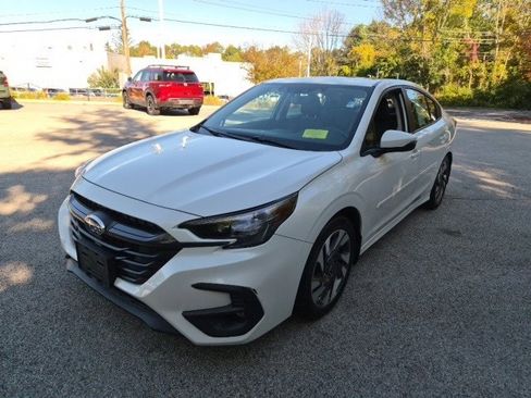 Used 2024 Subaru Legacy Limited image 4