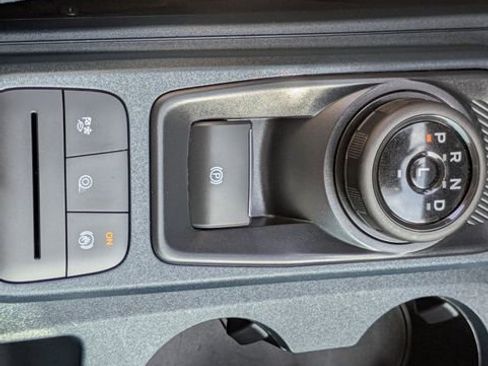 Used 2024 Ford Maverick Lariat image 16