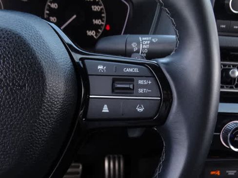 Used 2024 Honda Civic Sport image 36