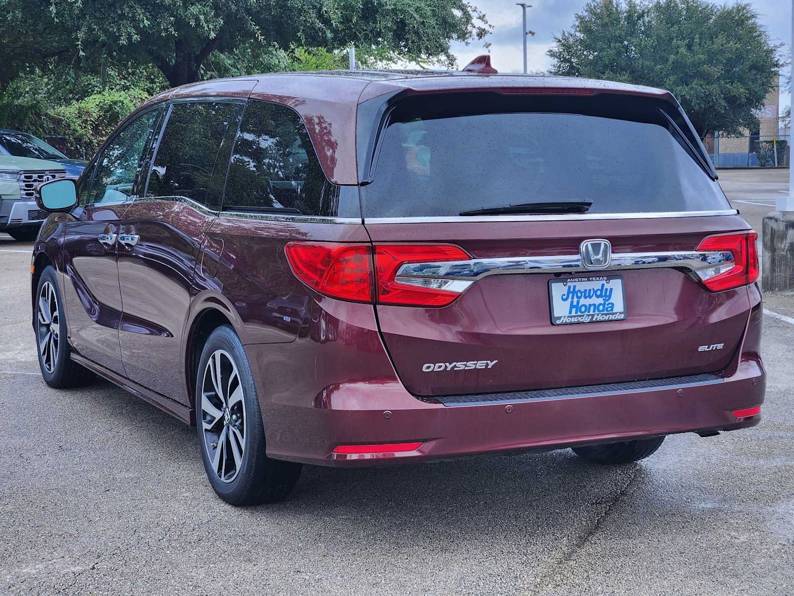 Used 2018 Honda Odyssey Elite image 5