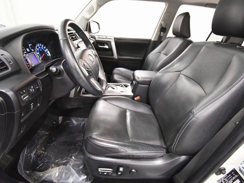 Used 2018 Toyota 4Runner Limited image 14