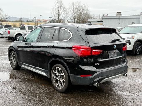 Used 2021 BMW X1 xDrive28i AWD/4WD image 4