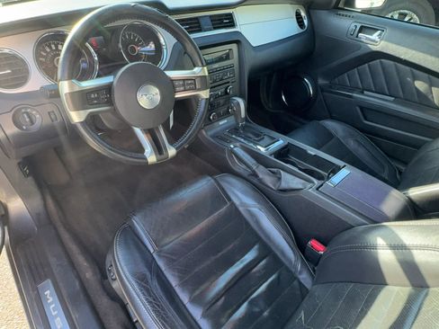 Used 2014 Ford Mustang Premium image 6
