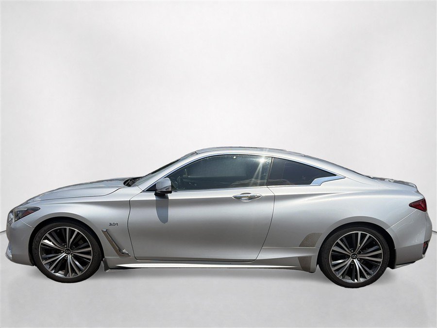 Used 2018 INFINITI Q60 3.0t Luxe w/ Sensory Package 3.0T Luxe RWD image 8