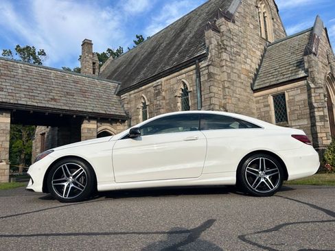 Used 2017 Mercedes-Benz E 400 4MATIC Coupe image 29