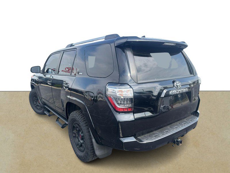 Certified 2022 Toyota 4Runner SR5 Premium w/ Moonroof Package AWD/4WD image 5