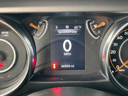 Used 2021 Jeep Wrangler Unlimited Sport AWD/4WD image 18