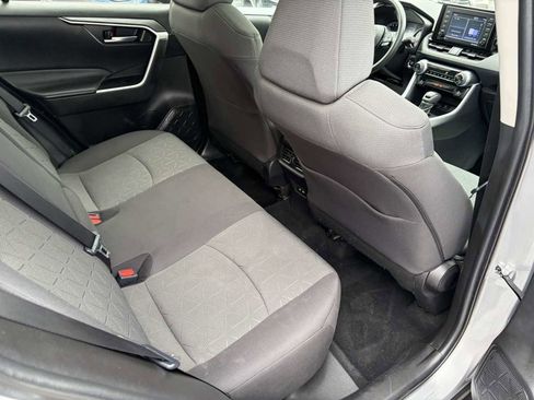 Used 2021 Toyota RAV4 XLE w/ Convenience Package AWD/4WD image 22